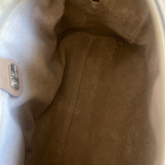 Authentic Gucci Vintage 👜👑 - Picture 10 of 14